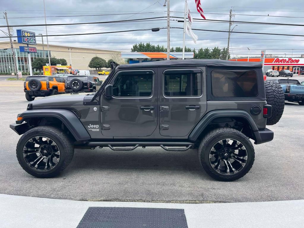 Used 2018 Jeep Wrangler Unlimited Sport S image 6