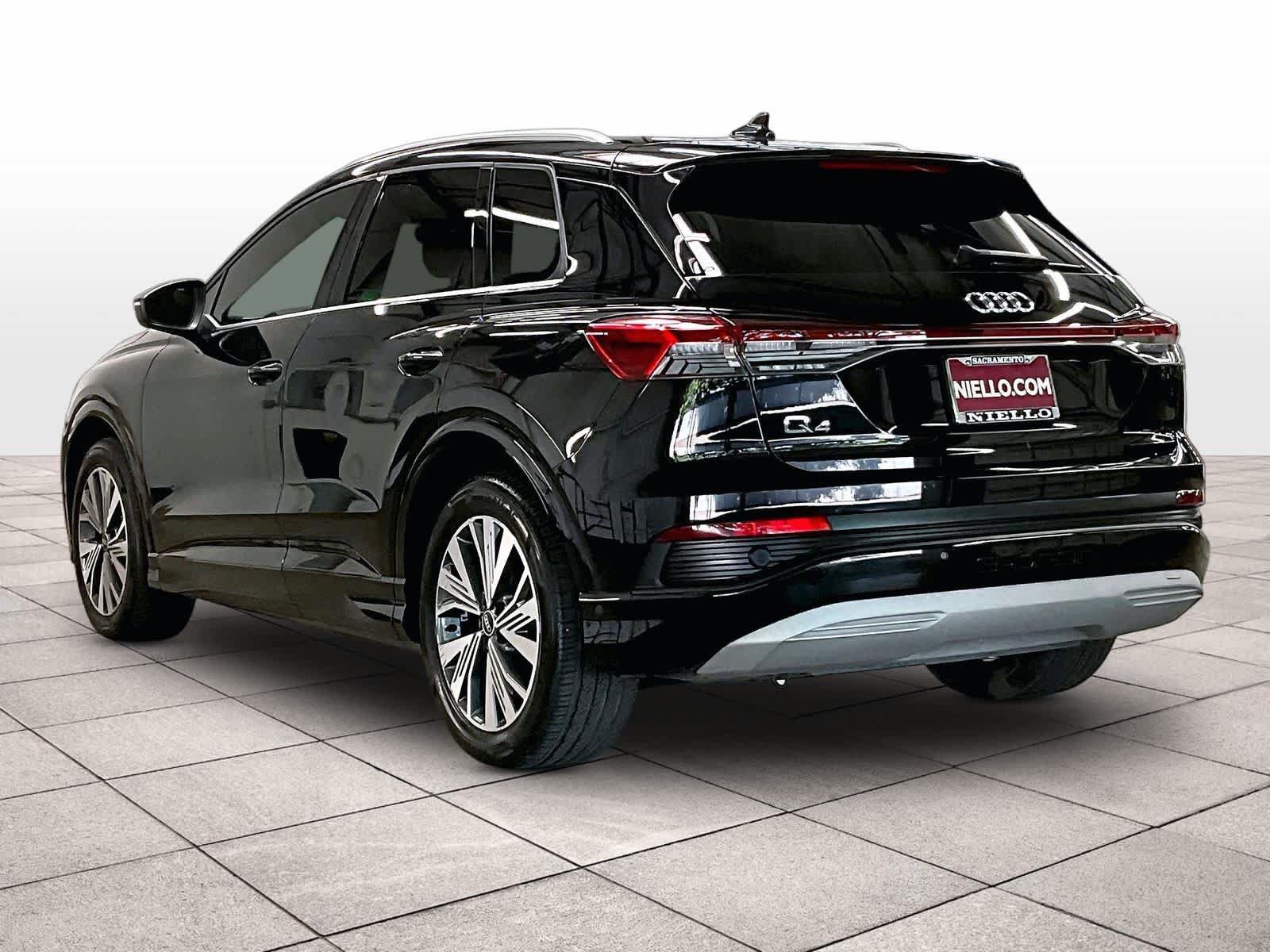 Used 2023 Audi Q4 e-tron Premium Plus w/ Premium Plus RWD image 14