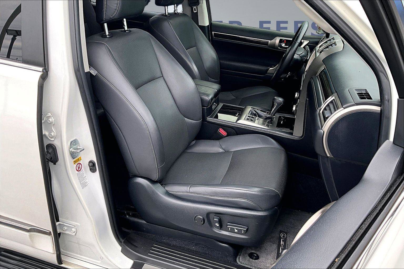 Used 2017 Lexus GX 460 w/ Navigation Package AWD/4WD image 30