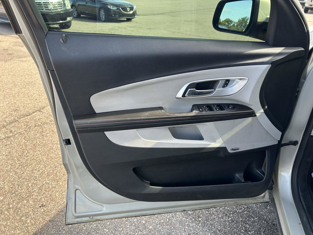Used 2015 Chevrolet Equinox LT AWD/4WD image 14