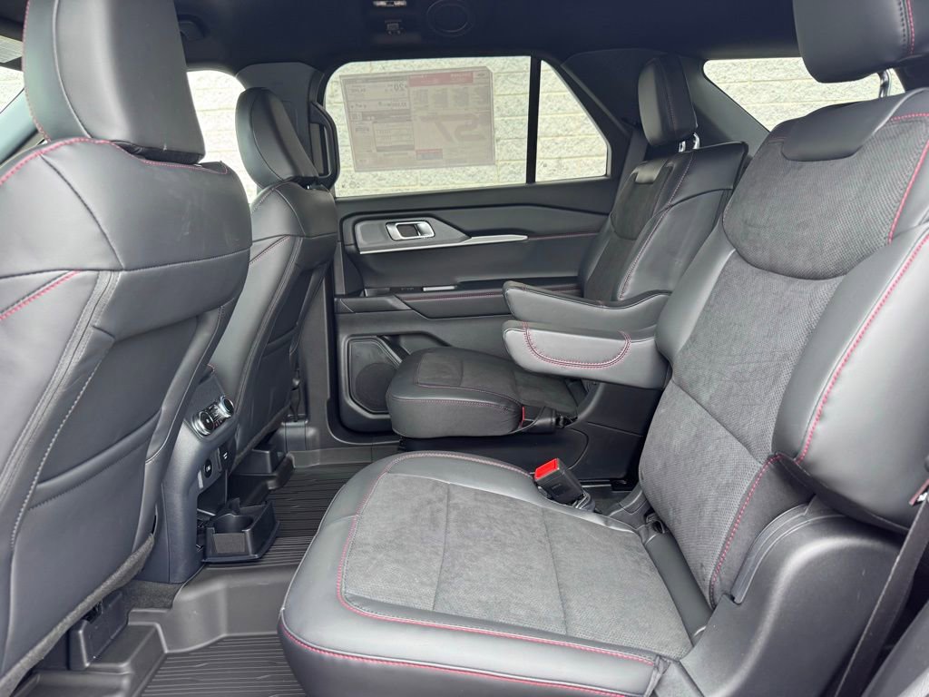 New 2026 Ford Explorer ST image 22