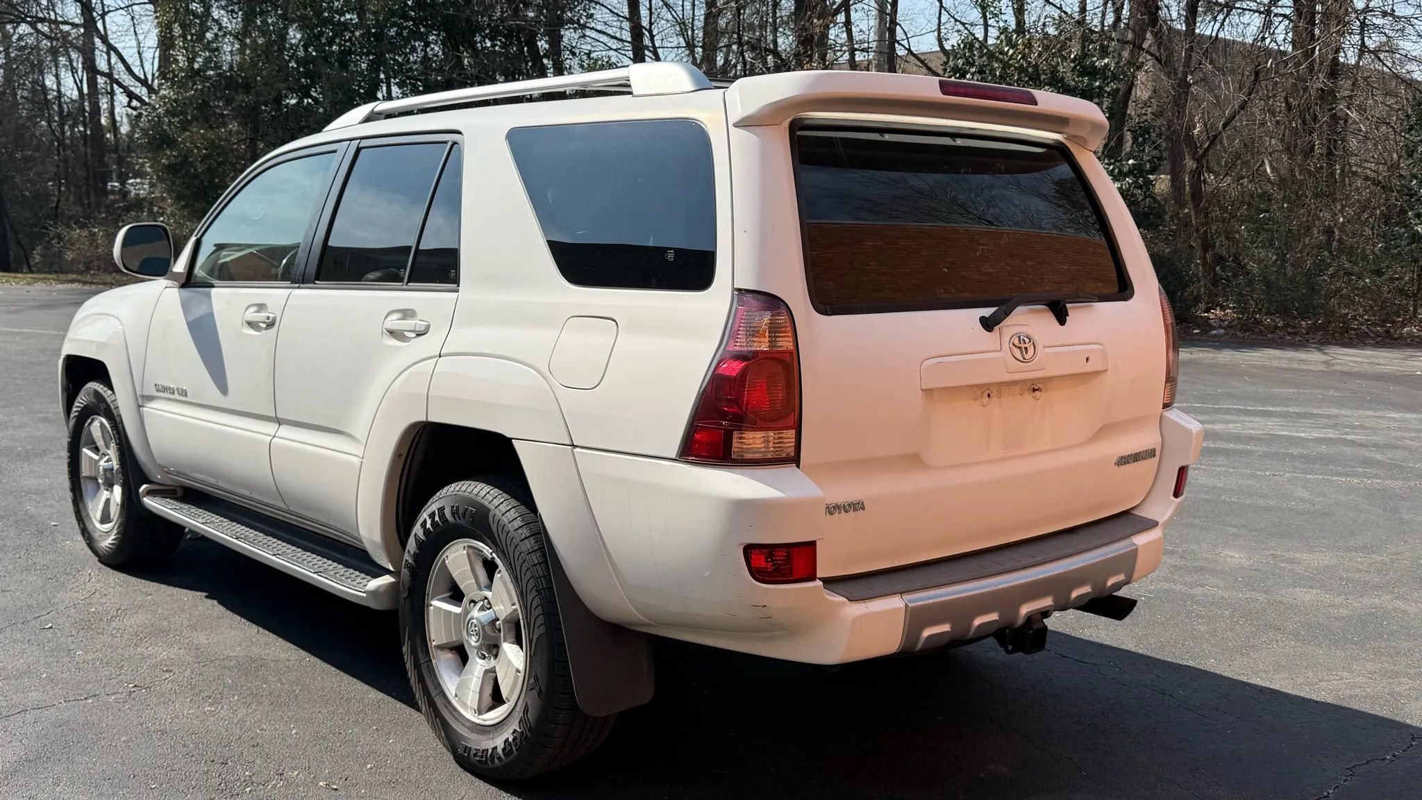 Used 2004 Toyota 4Runner Limited image 11