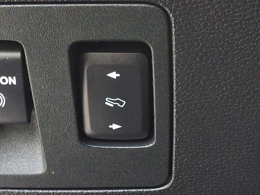 Used 2020 Ford F150 XLT w/ Equipment Group 302A Luxury AWD/4WD image 30