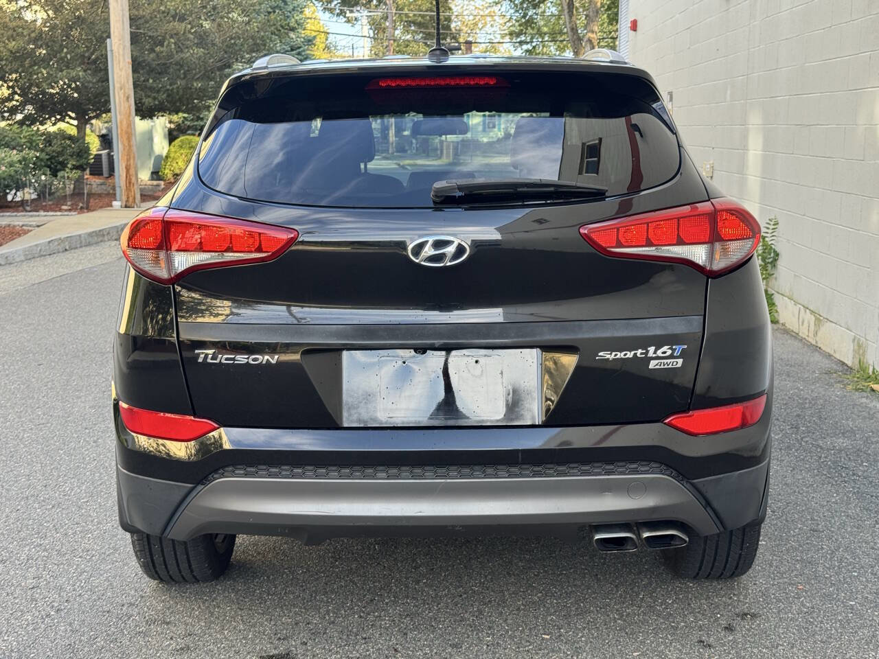 Used 2016 Hyundai Tucson Sport image 8