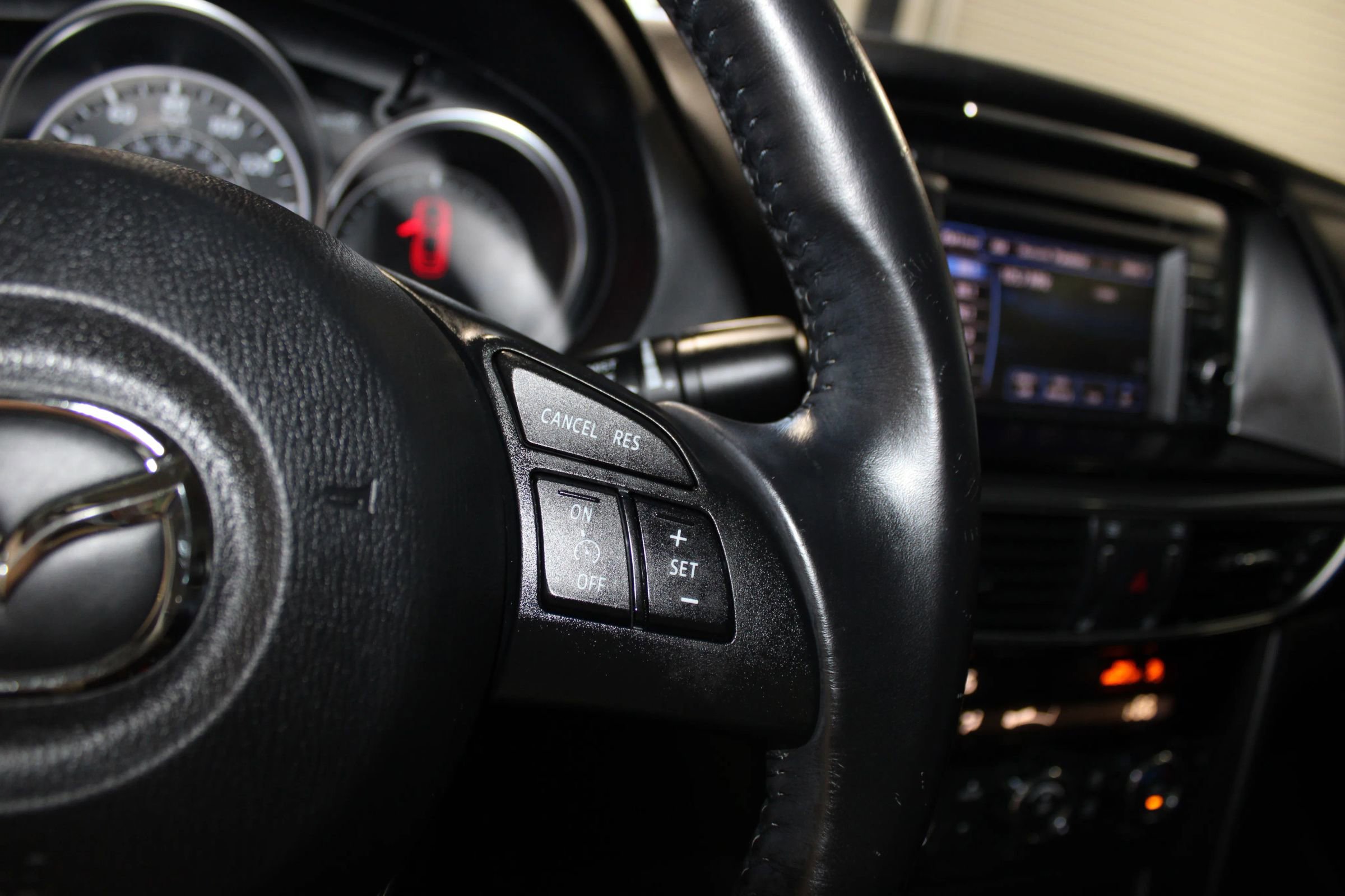Used 2014 MAZDA MAZDA6 Touring w/ Touring Technology Package FWD image 18