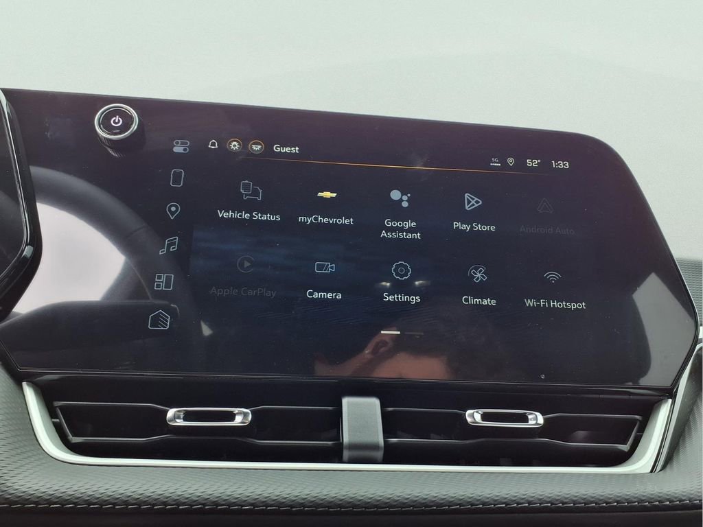New 2026 Chevrolet Equinox LT w/ Convenience Package II FWD image 3
