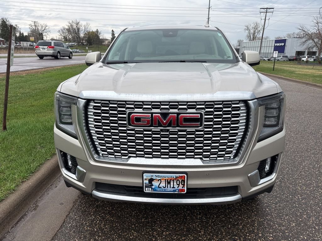 Used 2024 GMC Yukon XL Denali w/ Max Trailering Package image 2