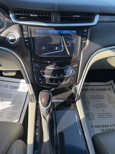Used 2014 Cadillac XTS Premium image 24