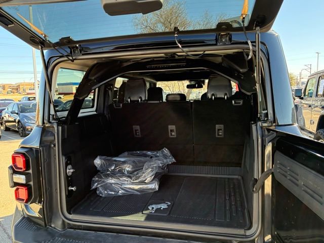 Used 2024 Ford Bronco Raptor w/ Interior Carbon Fiber Pack 6 image 19