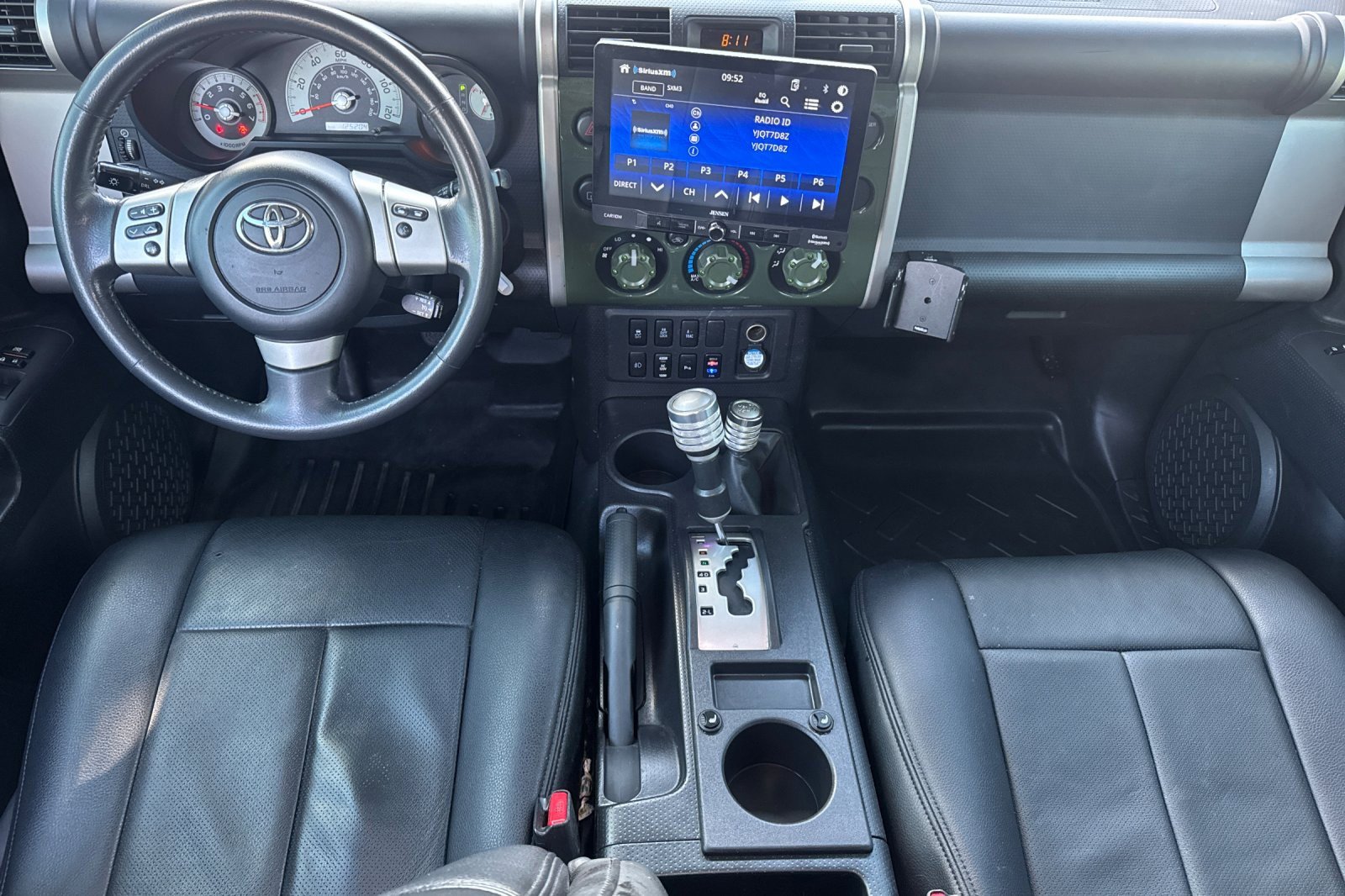 Used 2014 Toyota FJ Cruiser 4WD image 13