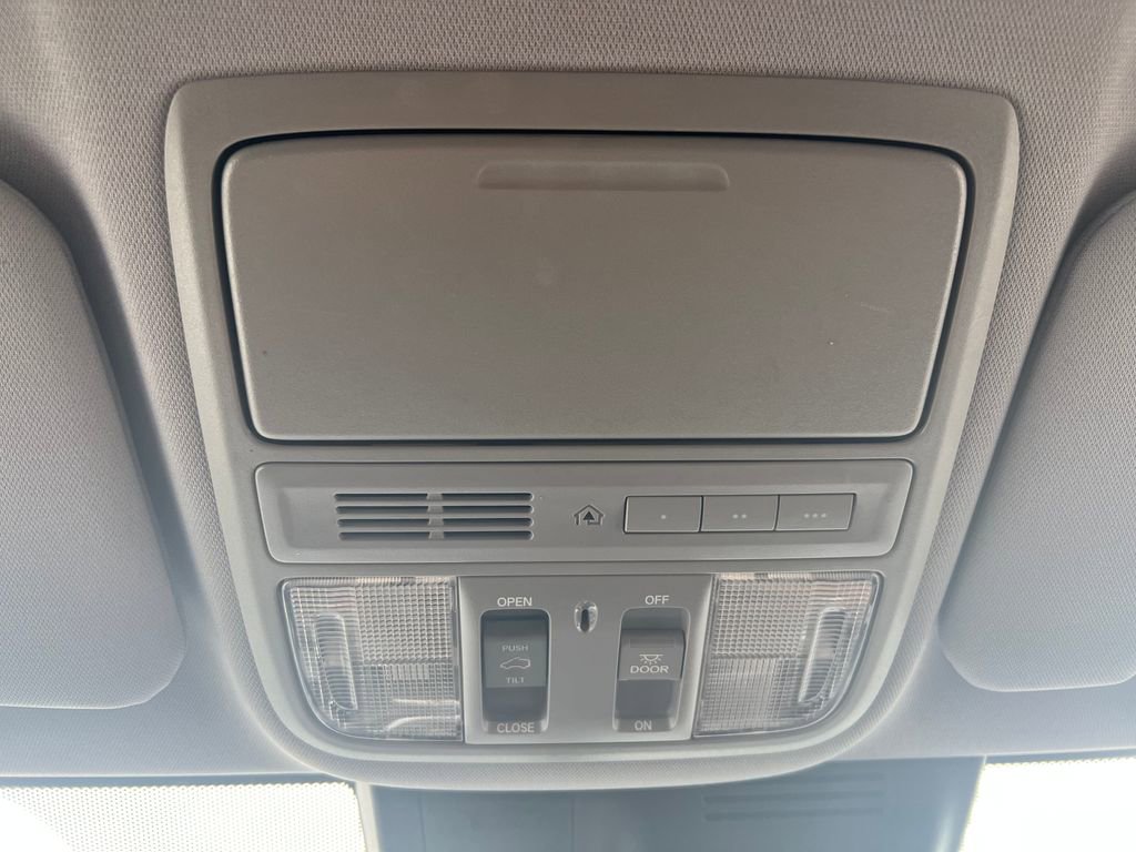 Used 2020 Honda CR-V EX-L image 35