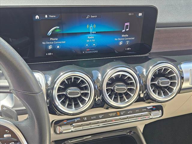 Used 2023 Mercedes-Benz GLB 250 image 14