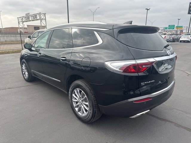 Used 2024 Buick Enclave Premium image 7