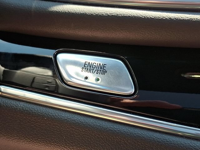 Certified 2024 Buick Enclave Avenir w/ Avenir Technology Package FWD image 31