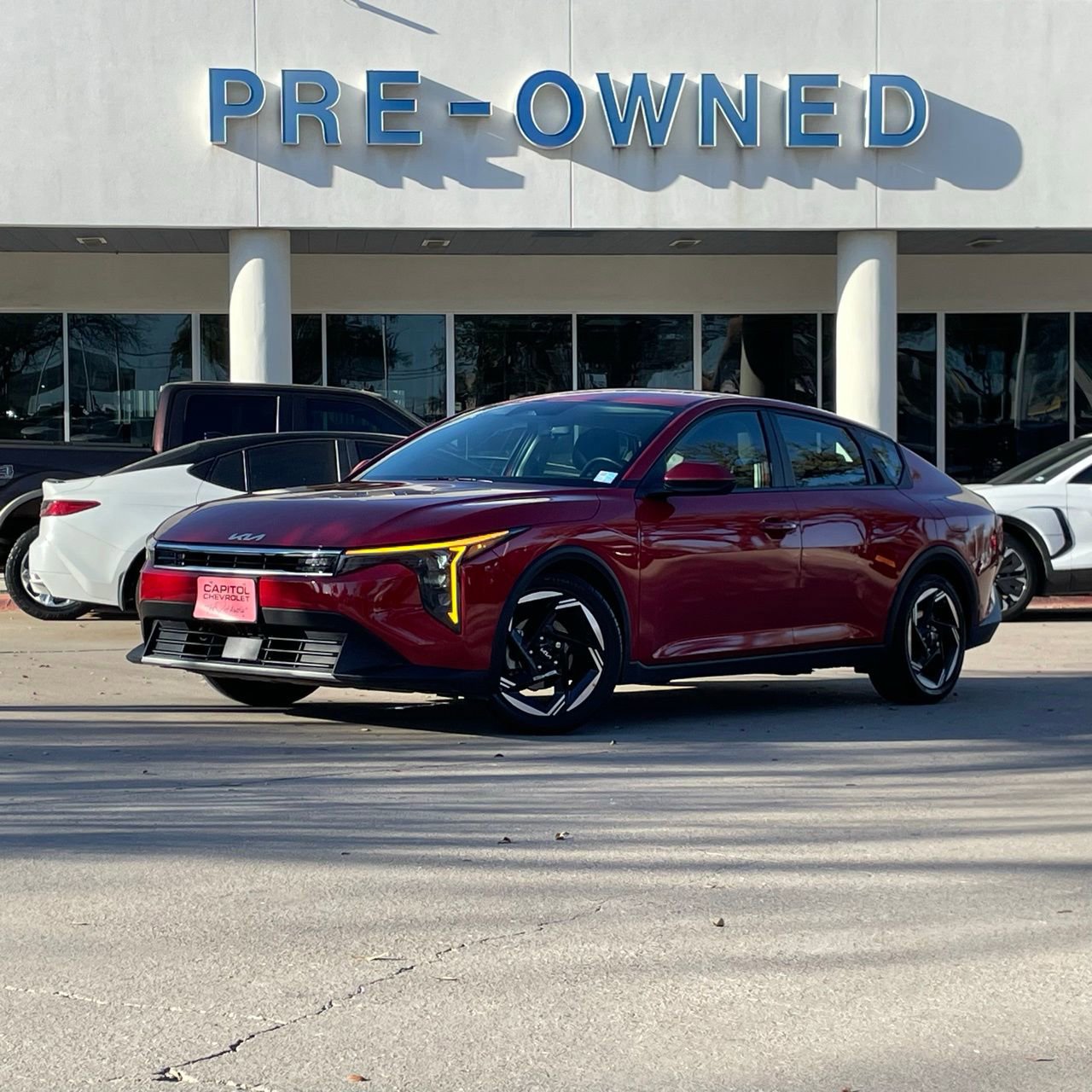 Used 2025 Kia K4 EX image 2