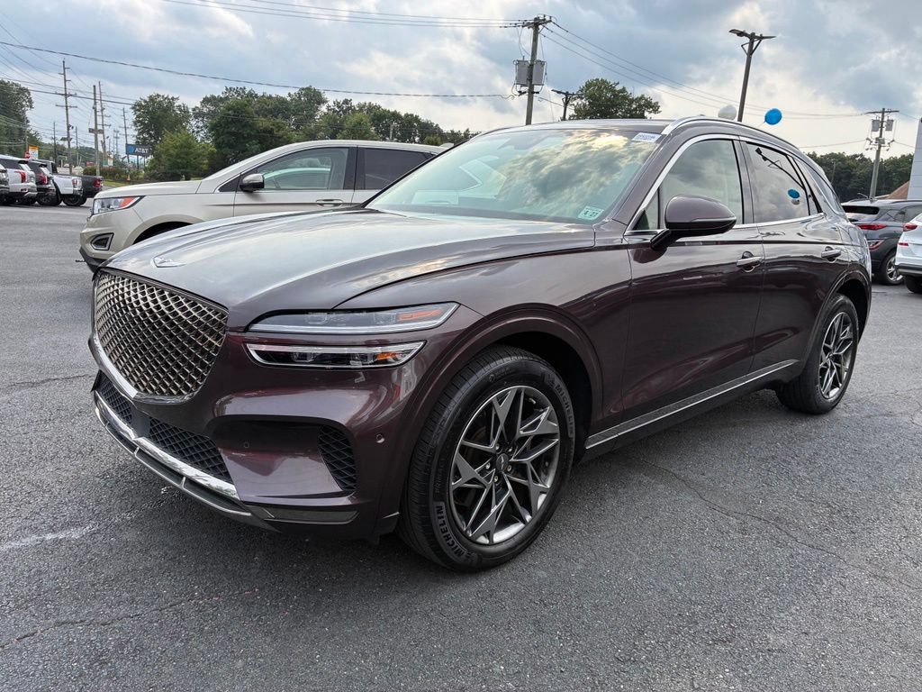 Used 2022 Genesis GV70 2.5T w/ Advanced Package AWD/4WD image 3