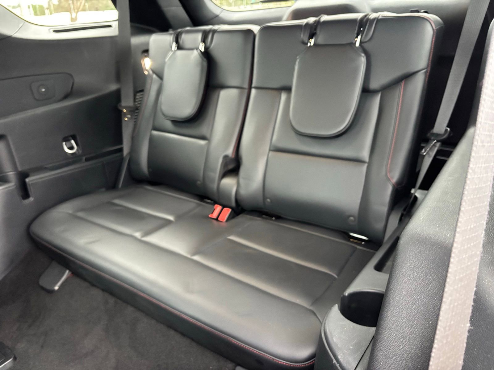 Used 2025 Ford Explorer ST image 21
