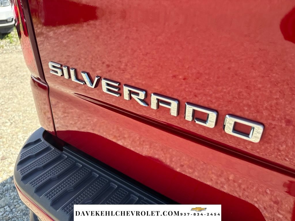Used 2024 Chevrolet Silverado 1500 RST AWD/4WD image 36