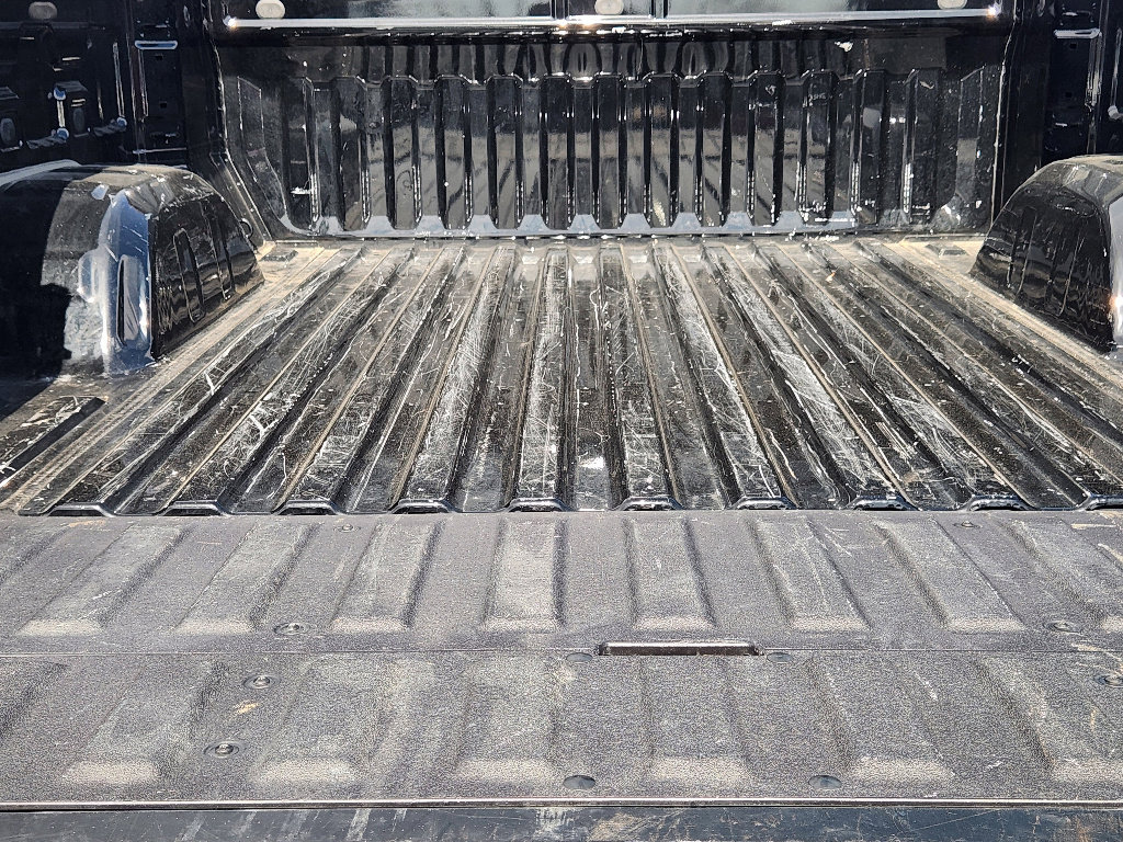 Used 2025 GMC Sierra 1500 SLT image 30