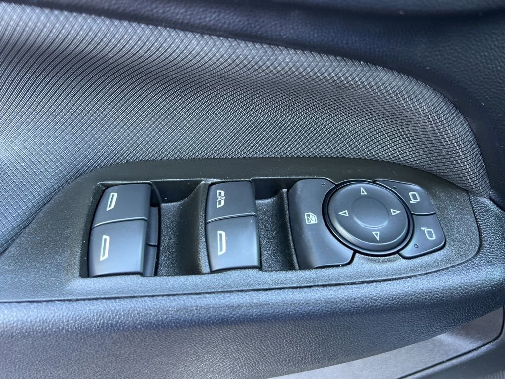 Used 2023 Chevrolet Equinox RS image 24