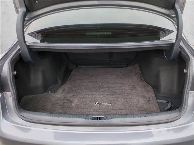 Used 2019 Lexus IS 300 w/ Navigation Package image 6