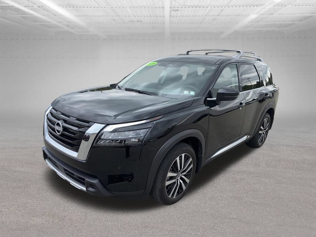 Used 2025 Nissan Pathfinder Platinum w/ Cargo Package AWD/4WD image 32