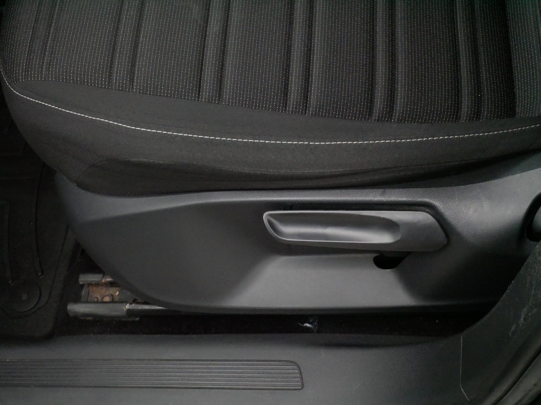 Certified 2022 Volkswagen Tiguan S image 20