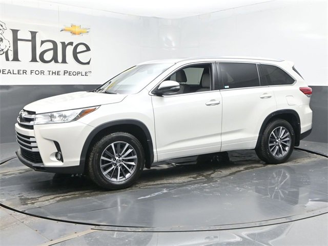 Used 2018 Toyota Highlander XLE image 31