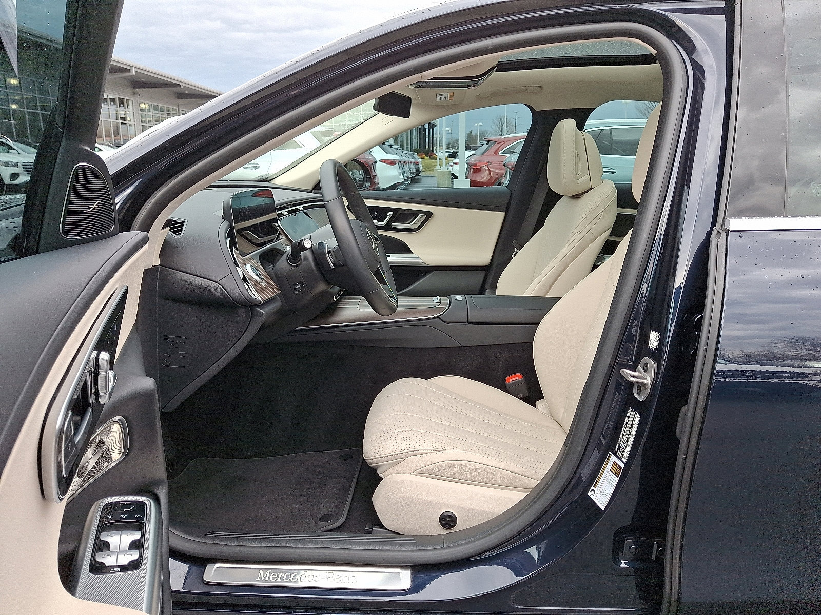 Certified 2025 Mercedes-Benz E 350 4MATIC Sedan image 14