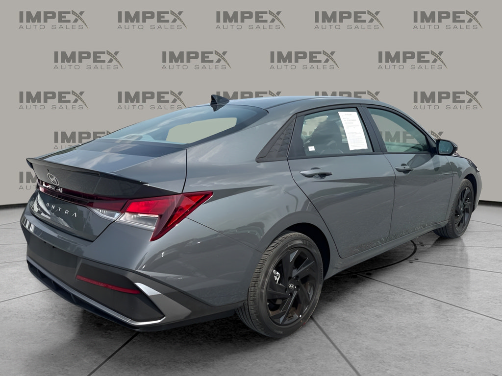 Used 2026 Hyundai Elantra Sport FWD image 3