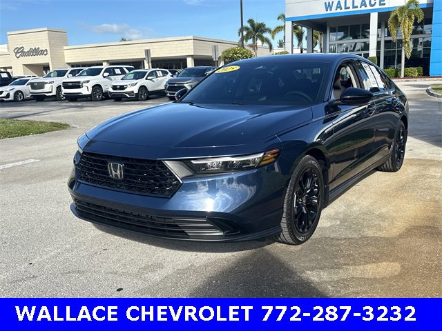 Used 2025 Honda Accord SE image 2