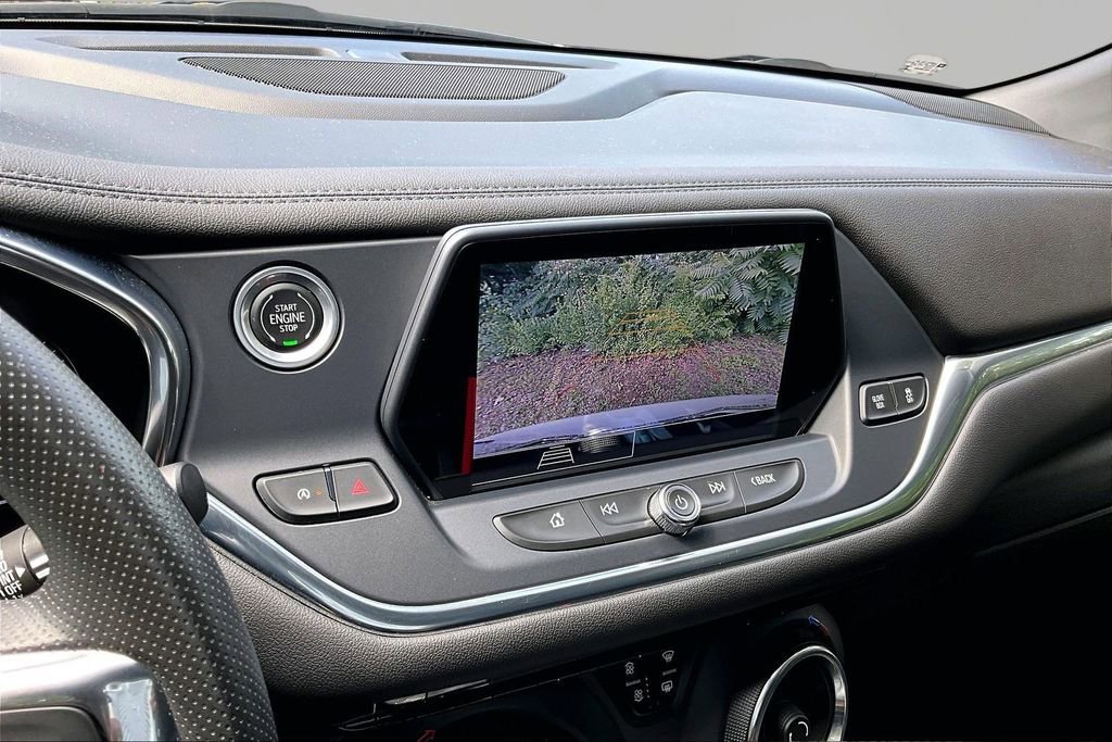 Used 2022 Chevrolet Blazer LT FWD image 11