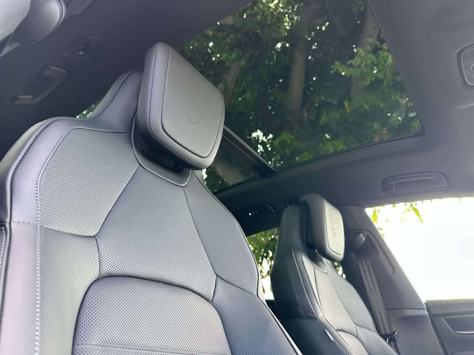 New 2026 Porsche Macan Electric RWD image 18