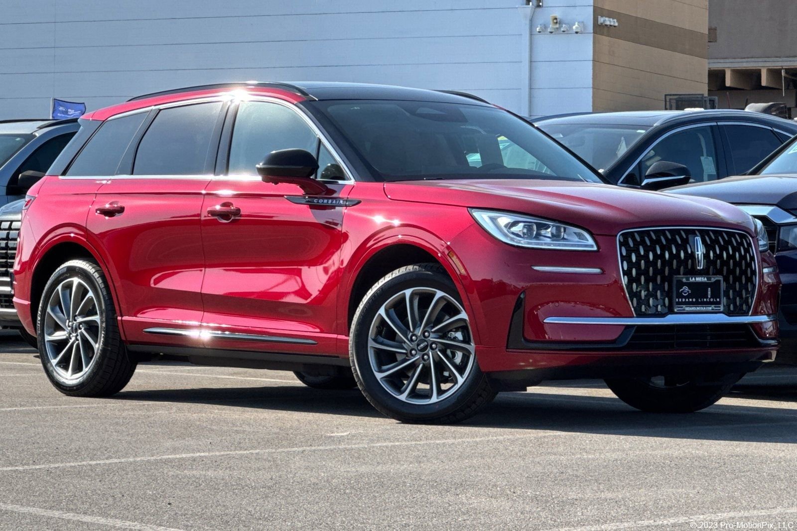 New 2025 Lincoln Corsair Grand Touring w/ Equipment Group 301A image 1