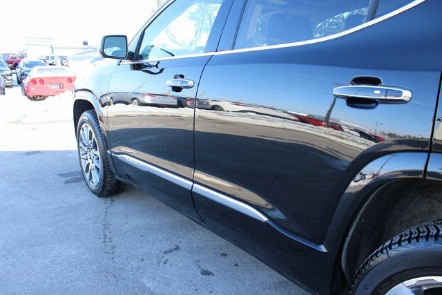 Used 2022 GMC Acadia Denali w/ Denali Ultimate Package image 50