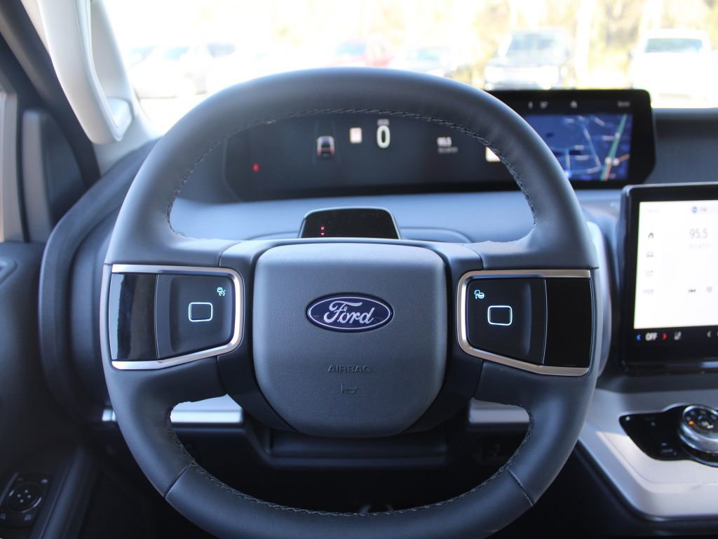 New 2026 Ford Expedition Active image 16