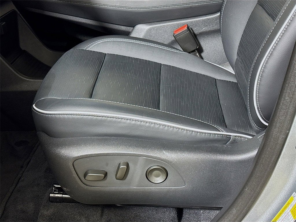 Certified 2025 Buick Enclave Sport Touring image 18