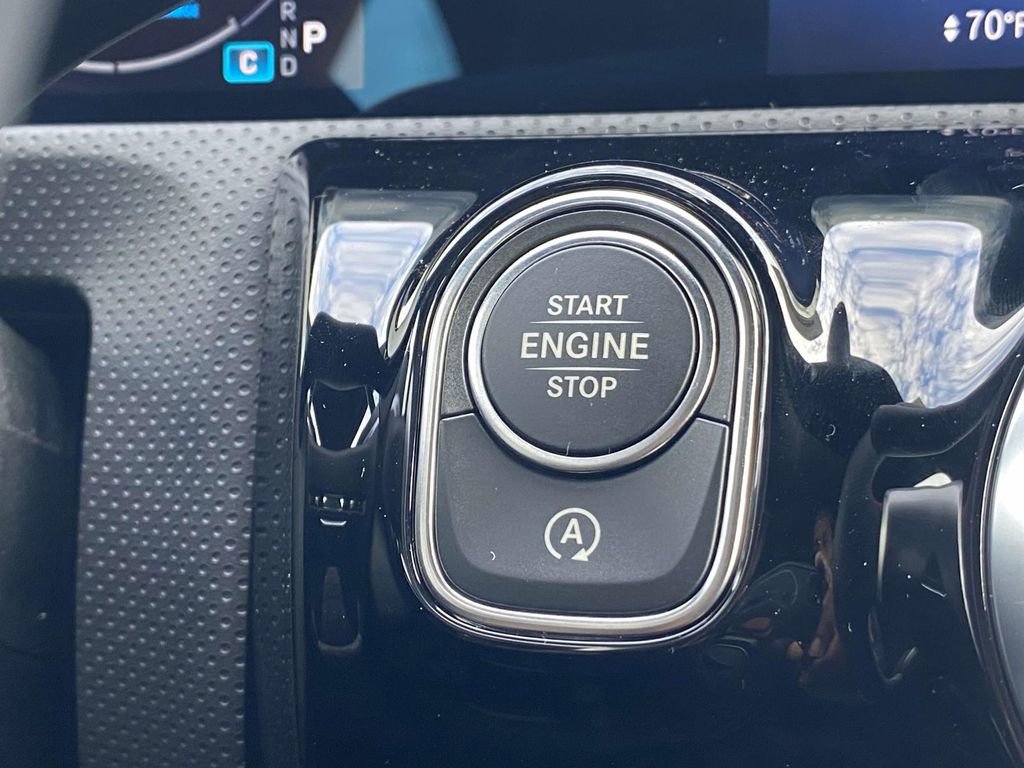 Certified 2025 Mercedes-Benz CLA 250 image 26