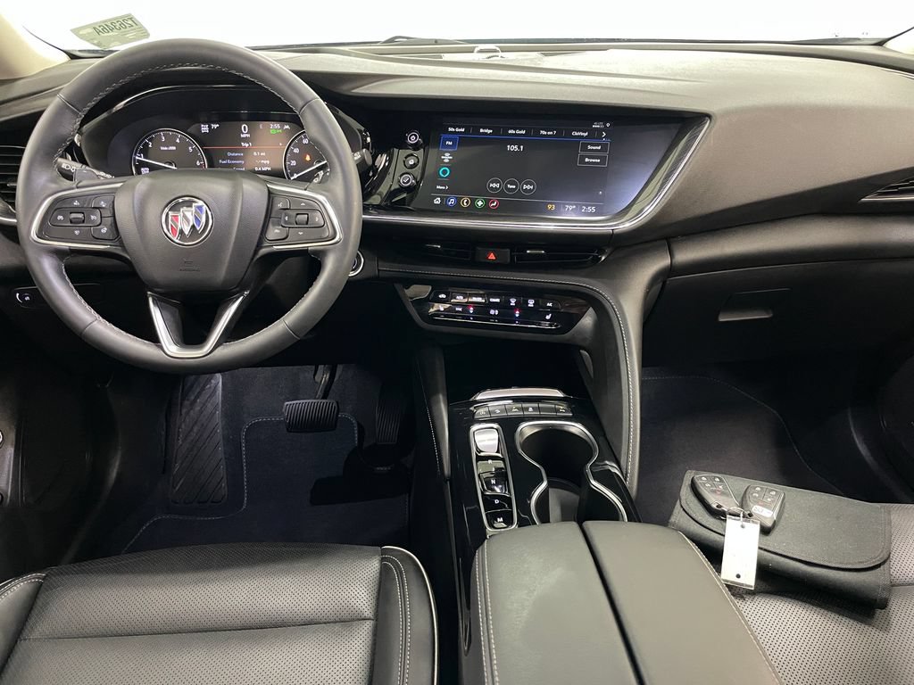 Used 2023 Buick Envision Essence AWD/4WD image 2