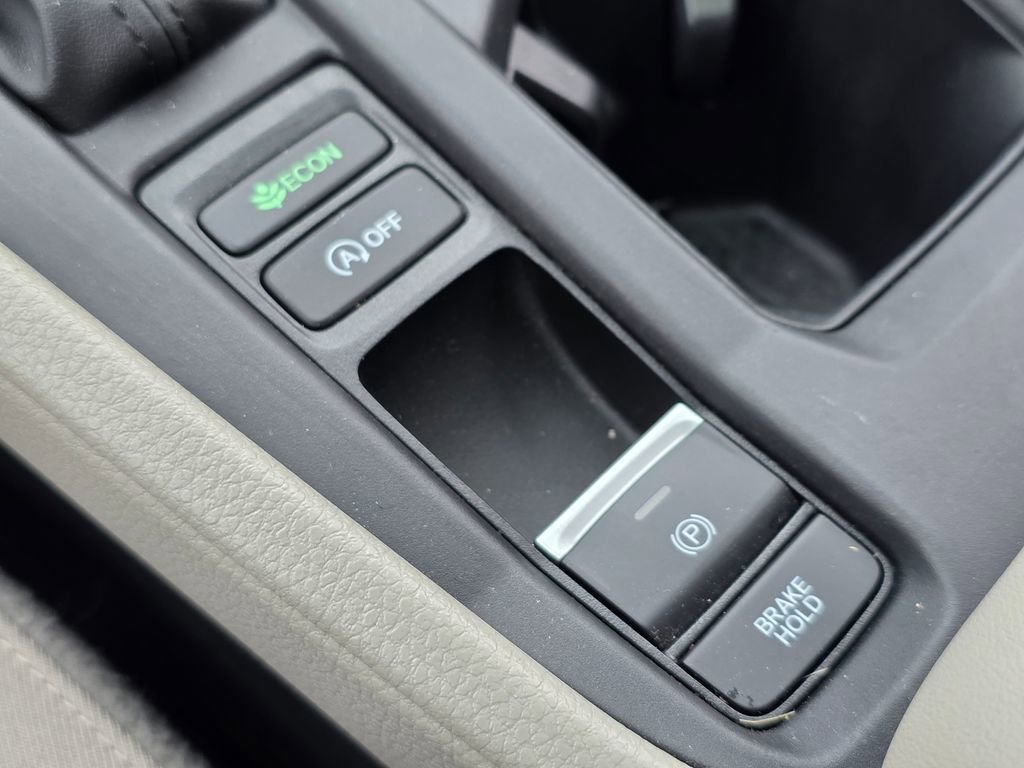 Used 2025 Honda Accord SE image 34