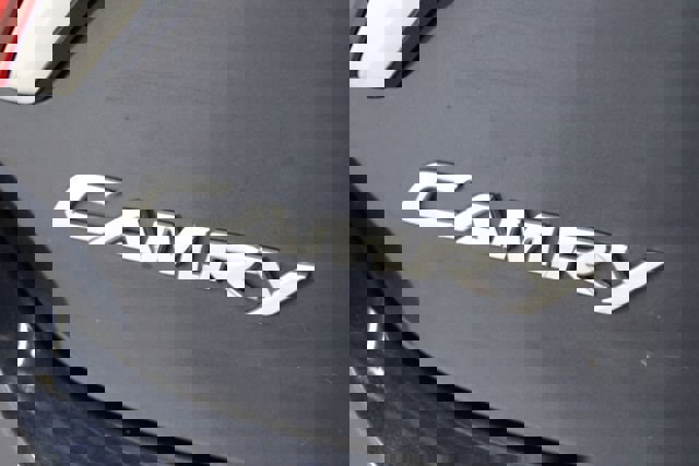 Used 2017 Toyota Camry LE image 9