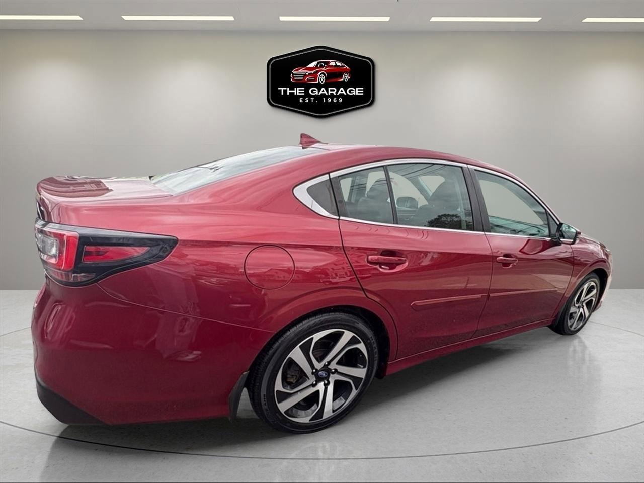 Used 2020 Subaru Legacy Limited image 5