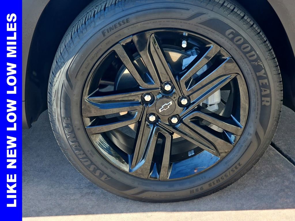 Used 2025 Chevrolet Trax ACTIV w/ Driver Confidence Package image 38