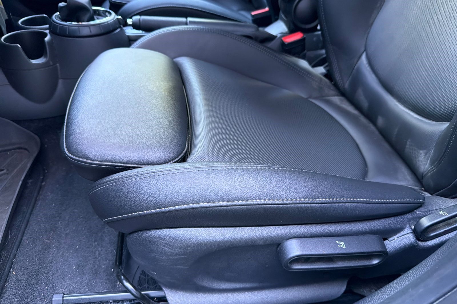 Used 2017 MINI Cooper S image 14