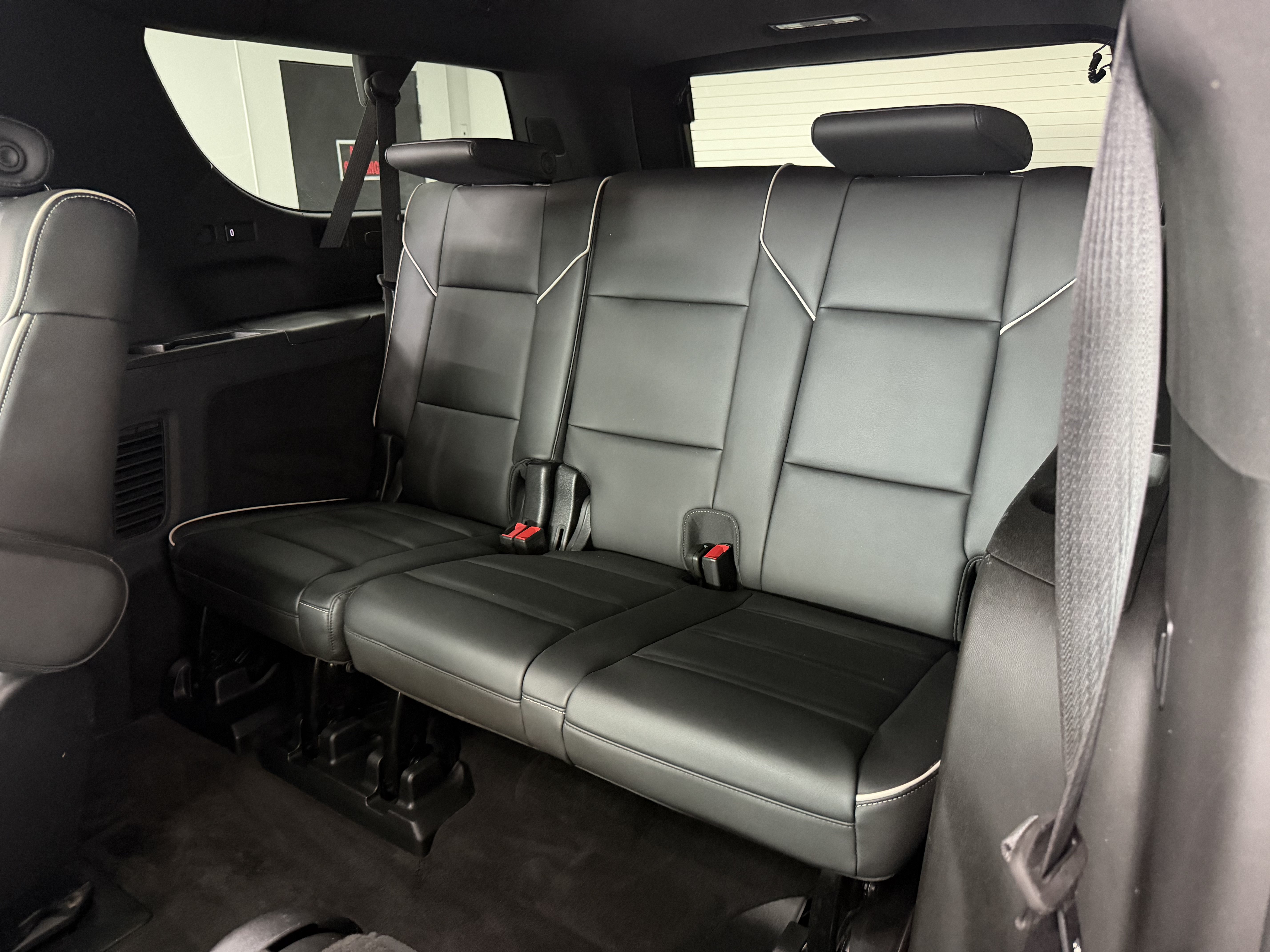 Used 2022 Cadillac Escalade ESV Sport w/ Touring Package AWD/4WD image 29