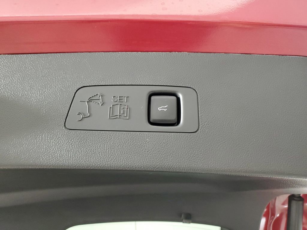 Certified 2024 Lincoln Corsair FWD w/ Equipment Group 101A image 7