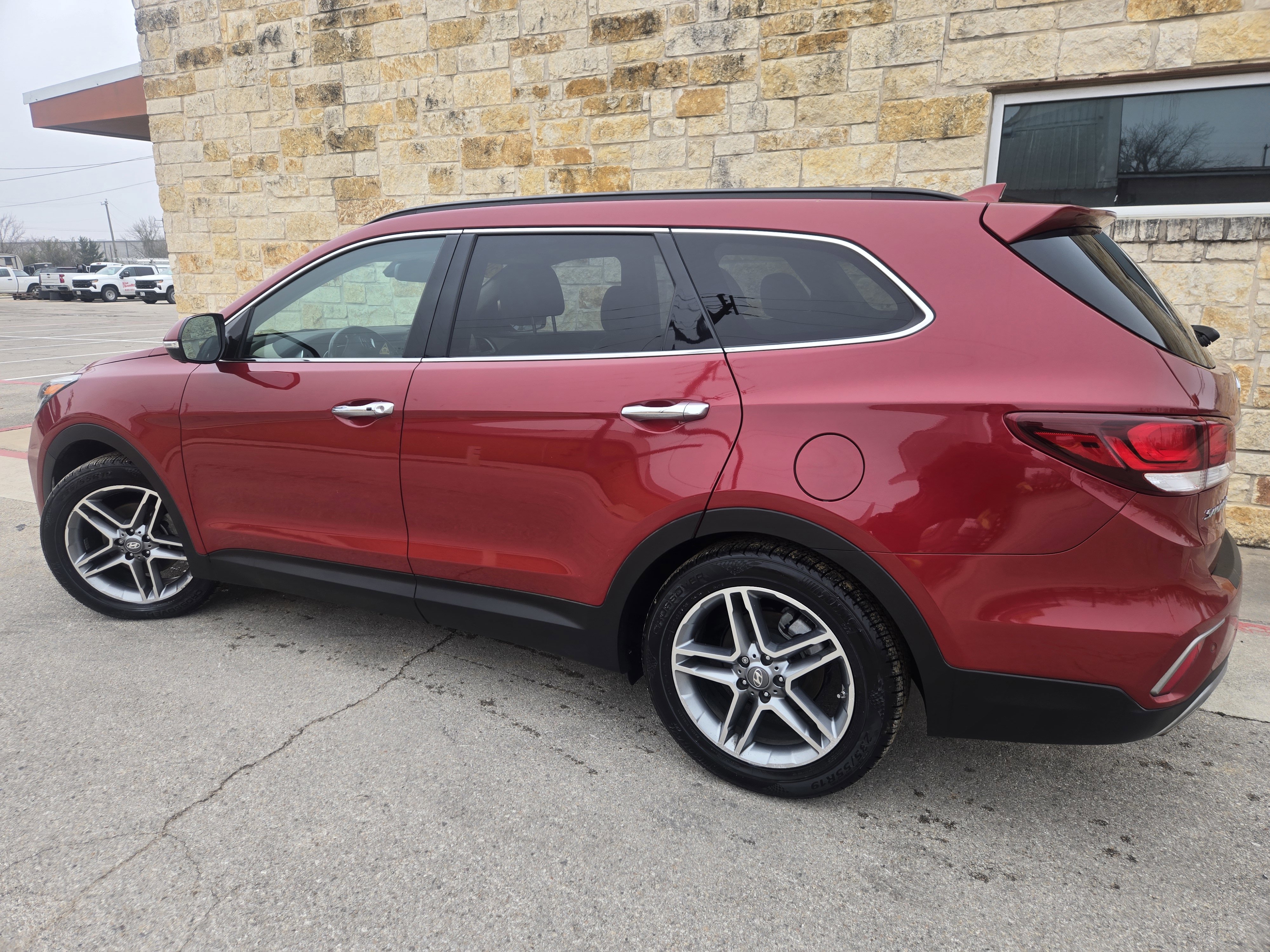 Used 2017 Hyundai Santa Fe SE Ultimate 3.3L Auto w/ SE Ultimate Tech Package 03 image 3
