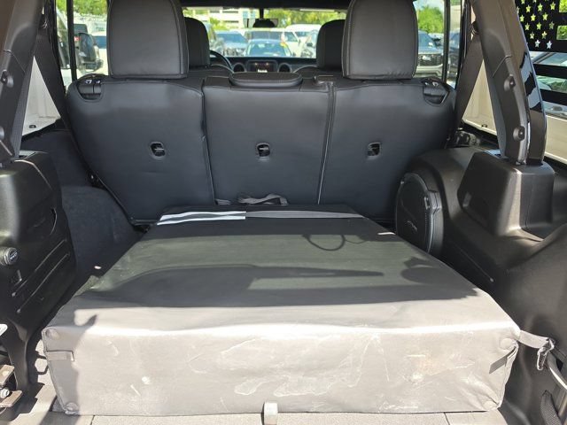 Used 2022 Jeep Wrangler Unlimited Sport AWD/4WD image 11