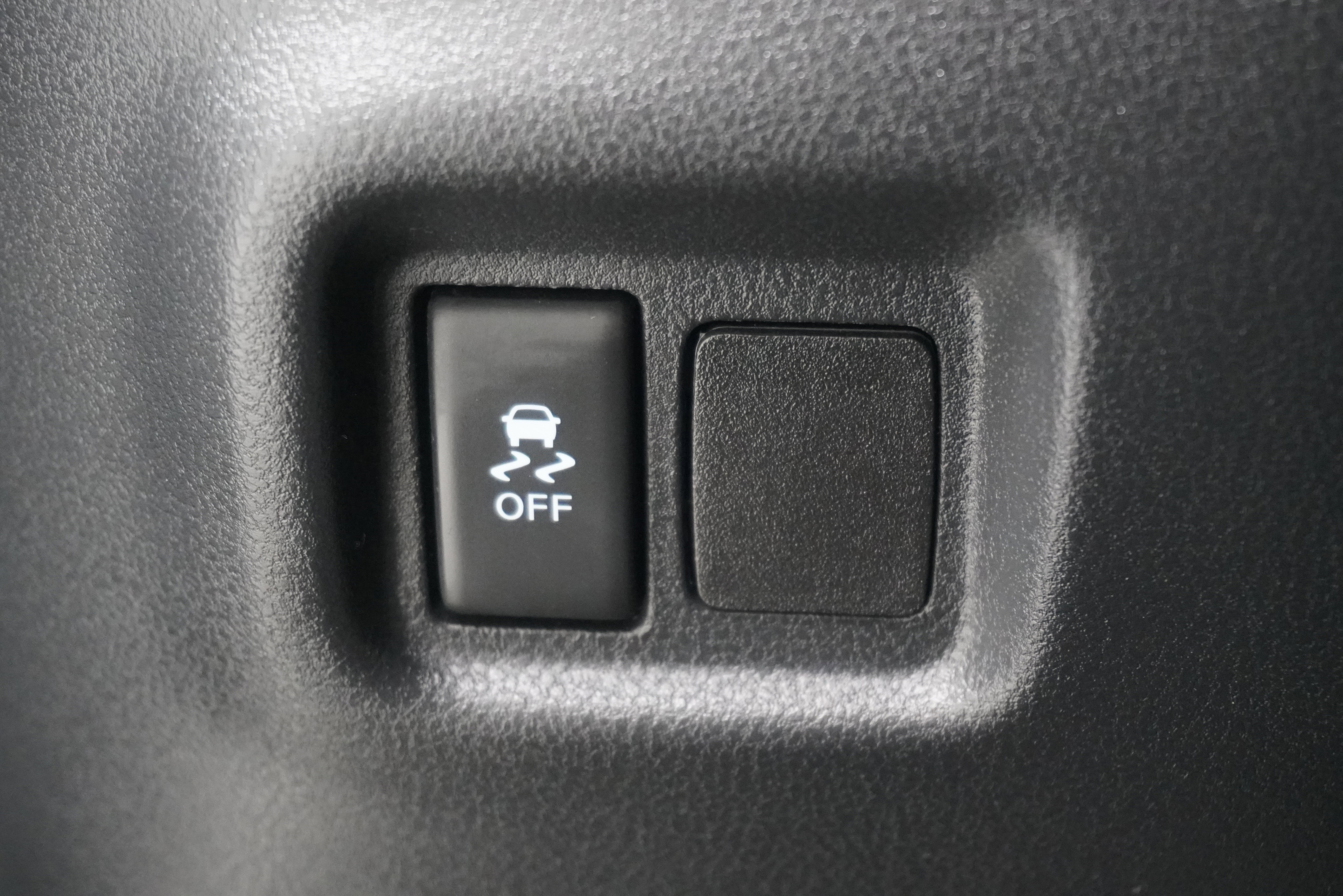 Used 2018 Nissan Versa Note SV image 19