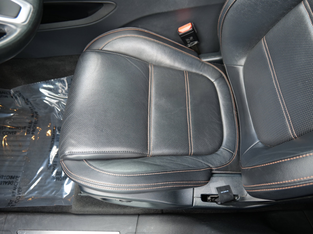 Used 2018 Jaguar F-PACE Prestige image 15